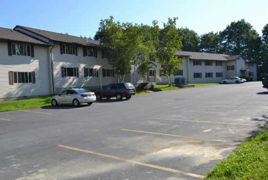 Stay Conveniently Close to Albany Airport at Latham Inn